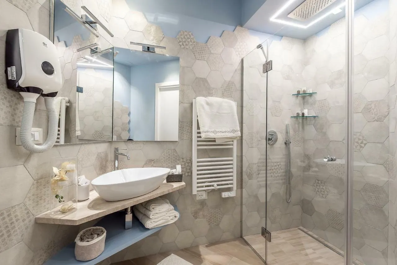 Hotel Alchimia Di Mare La Spezia 2*,
