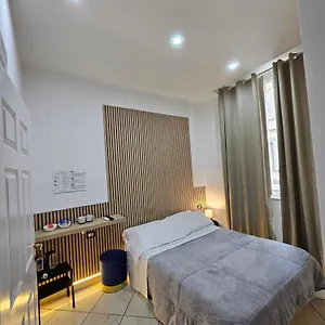 Casa de hóspedes Room&jacuzzi **